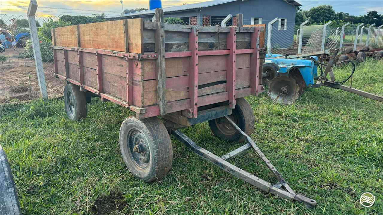 IMPLEMENTOS AGRICOLAS CARRETA AGRÍCOLA CARRETA 4T Marcão Tratores UBERABA MINAS GERAIS MG